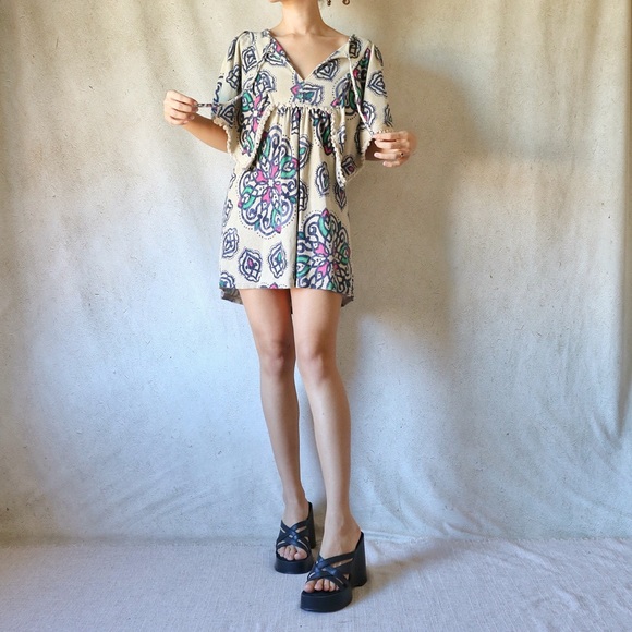 Juicy Couture Dresses & Skirts - JUICY COUTURE Terry Cloth Beach/Pool Cover Up